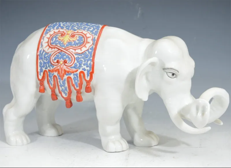 Japanese Meiji Period Sculptural Elephant in Porcelain