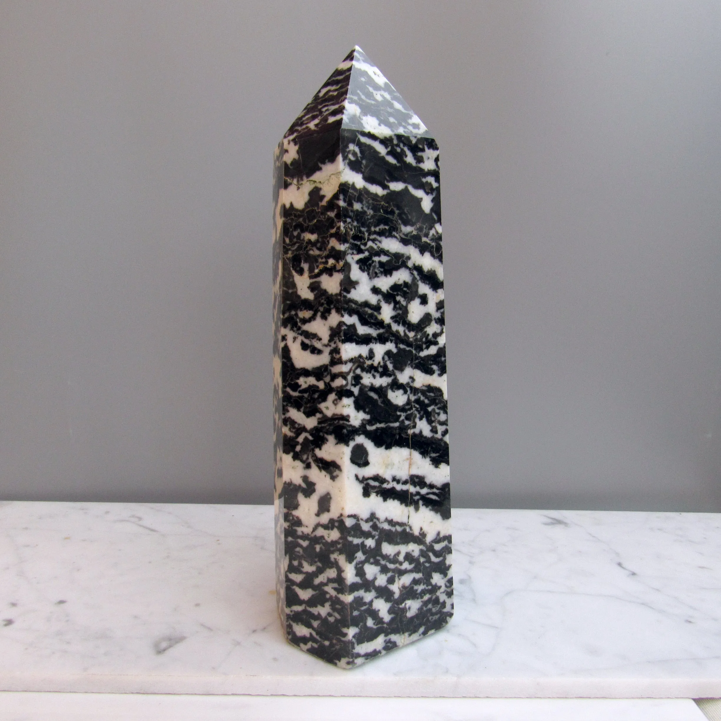 Natural Zebra Jasper gemstone Tower Tower Point Obelisk