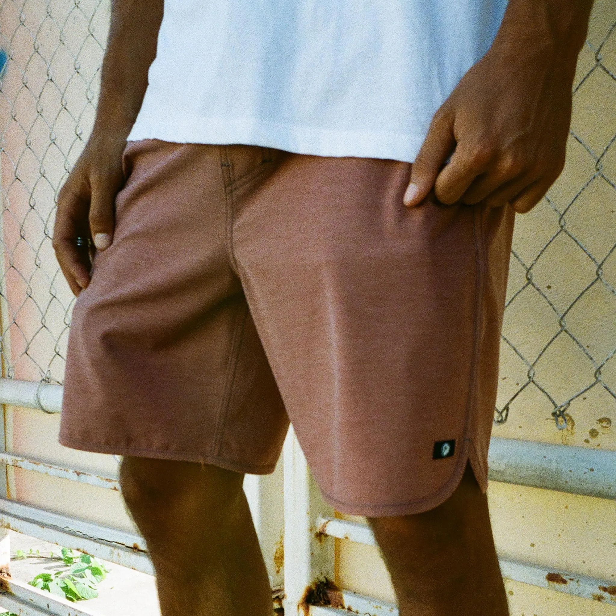 SLACKER 2.0 18” E-WAIST WALKSHORT