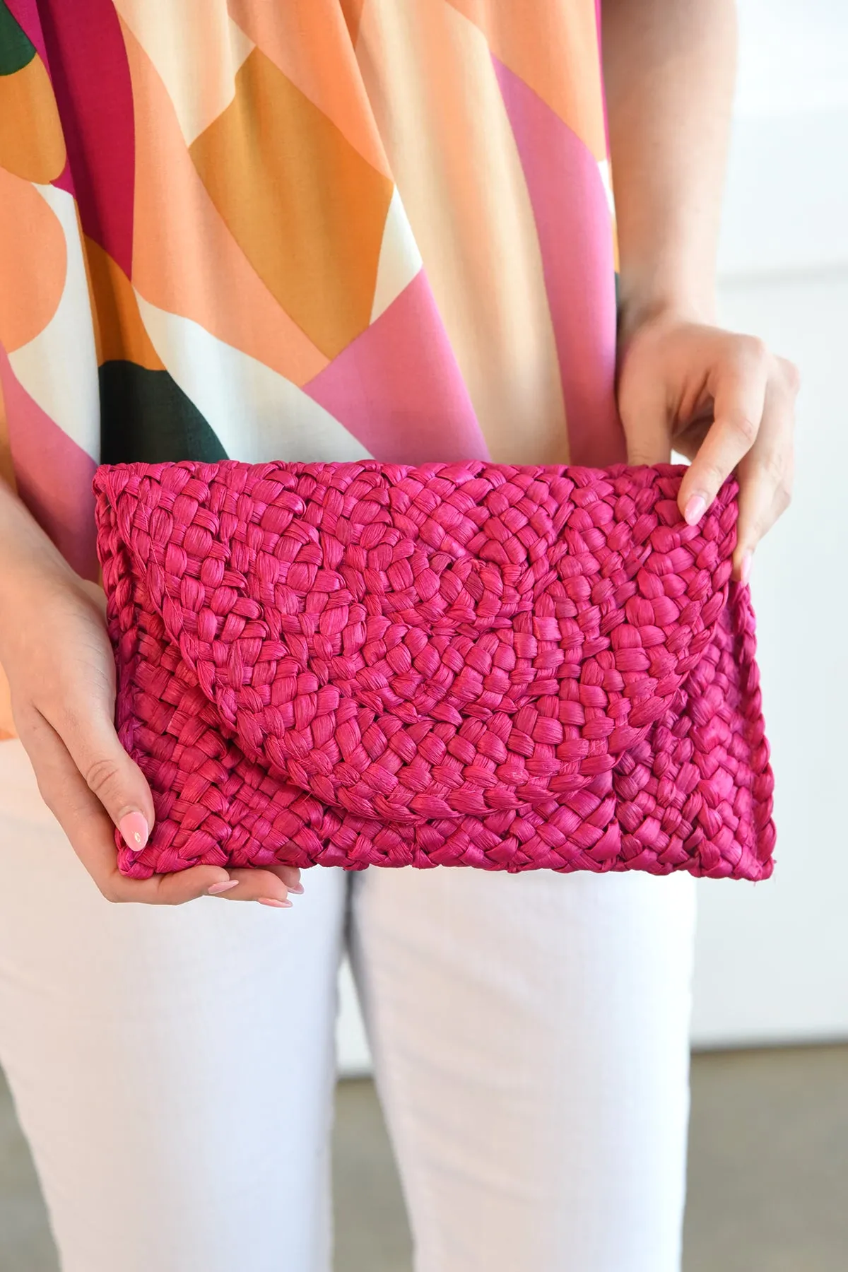 STRAW CLUTCH -PINK