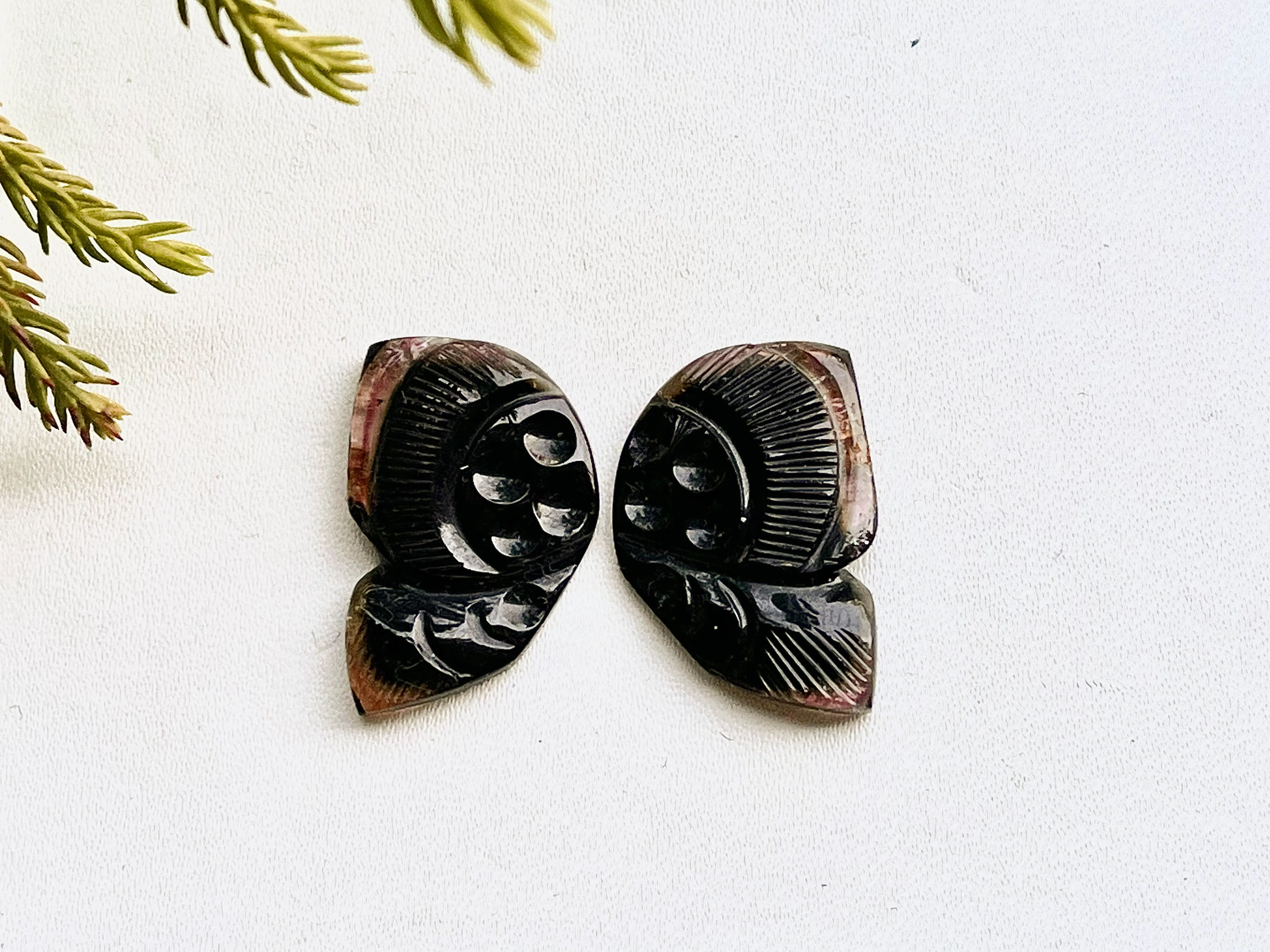 Tourmaline Carvings Set 6 - Butterfly